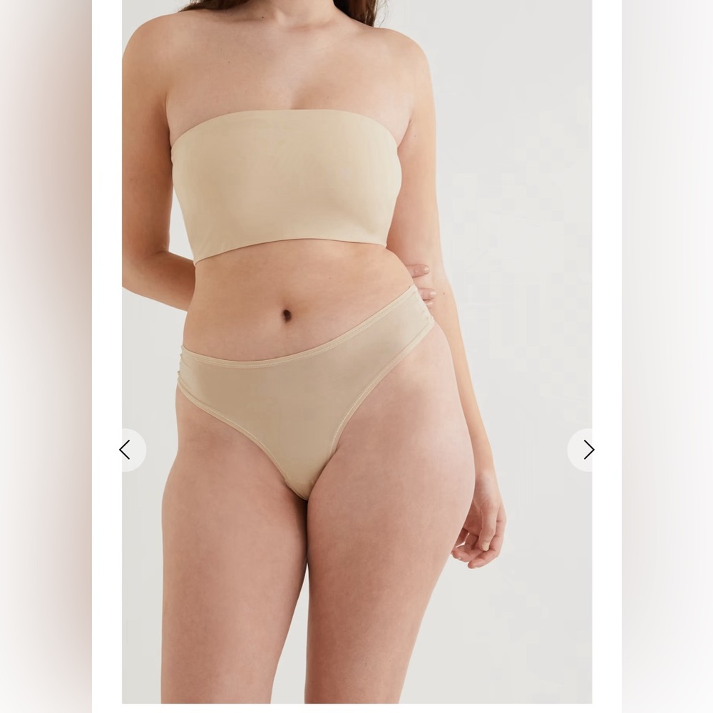 Skims smoothing intimates high waisted thong  pn-thg-2910 color‎ sand